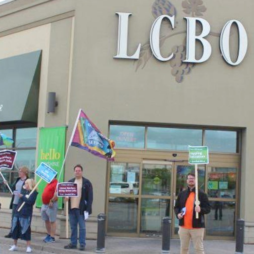 LCBO Extends Hours Ahead of Strike Deadline