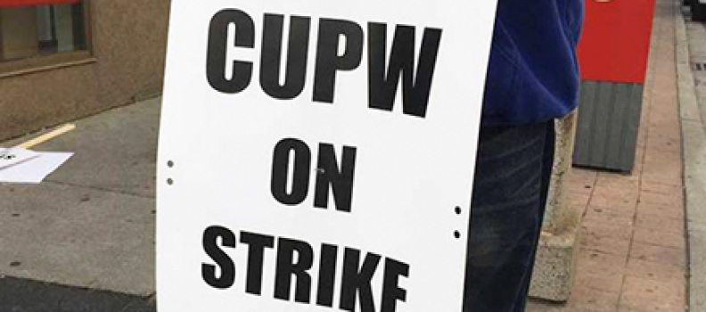 Postal union rotating strike hits Toronto today